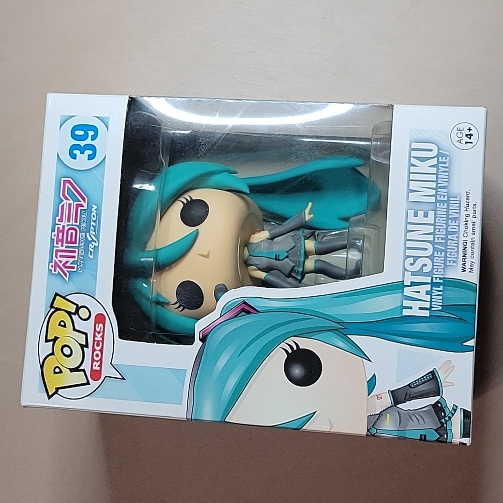 NWT Hatsune Miku Funko Pop